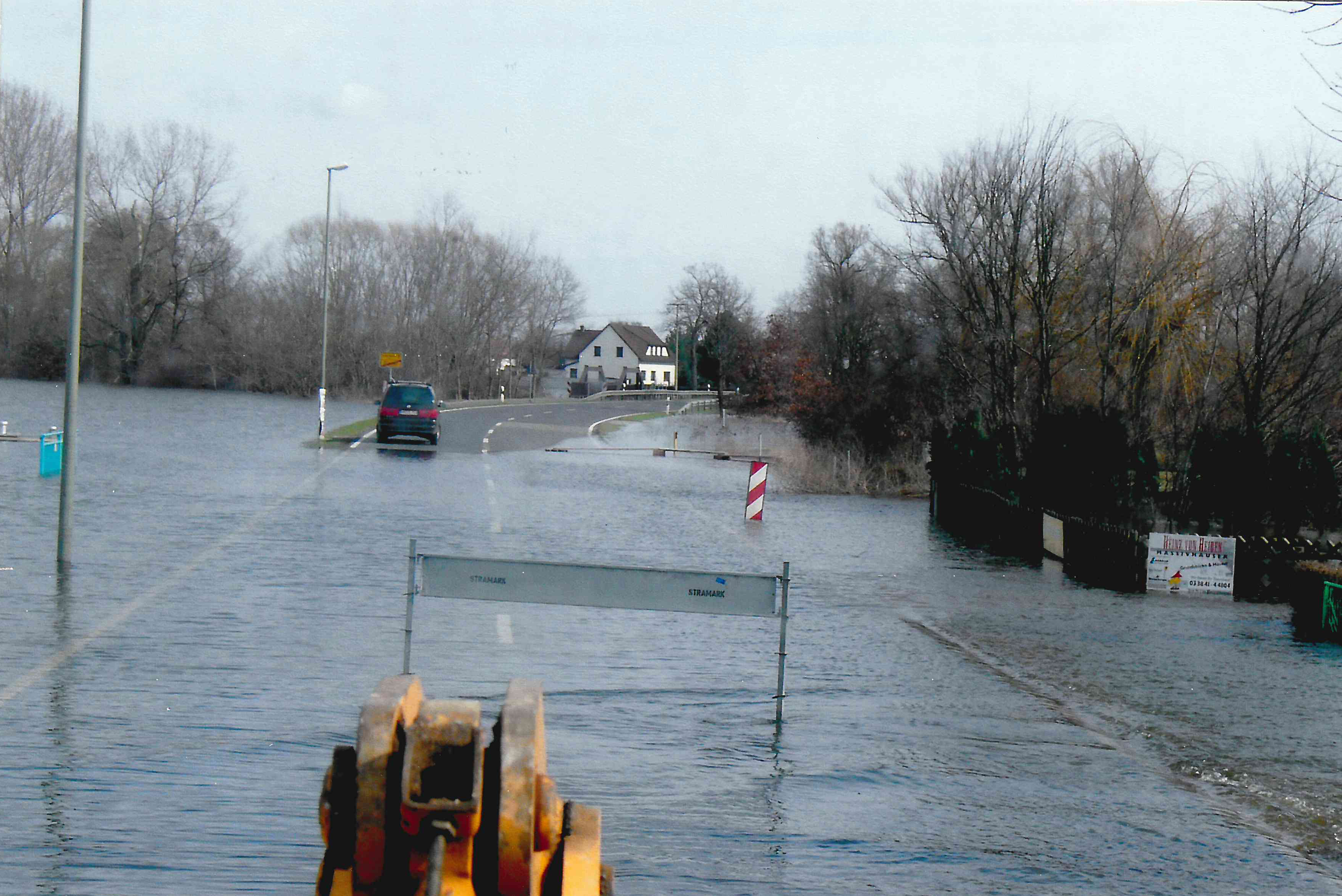 2002