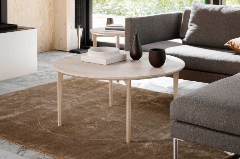 Entdecken Sie Skovby Møbelfabrik #243 Coffee Table Skovby Møbelfabrik #243 Coffee Table