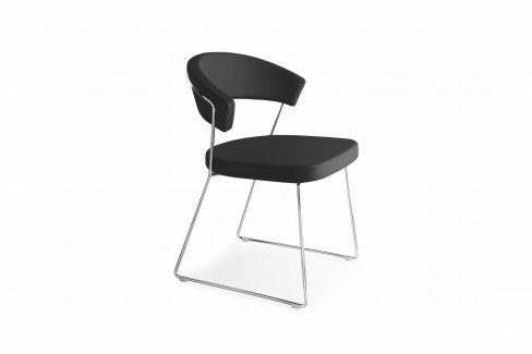Entdecken Sie calligaris New York mit Kufengestell calligaris New York mit Kufengestell