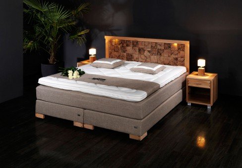 Entdecken Sie Sprenger Möbel Stirnholz schmal Boxspringbett Sprenger Möbel Stirnholz schmal Boxspringbett