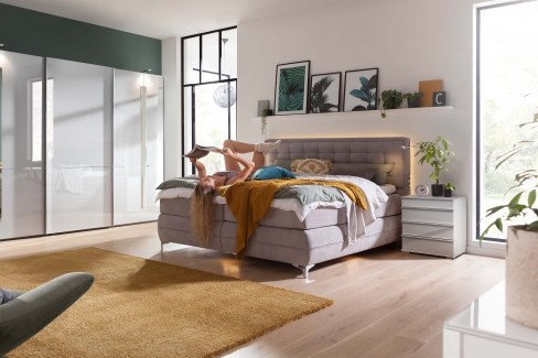 Entdecken Sie Musterring MR Dubai Musterring MR Dubai