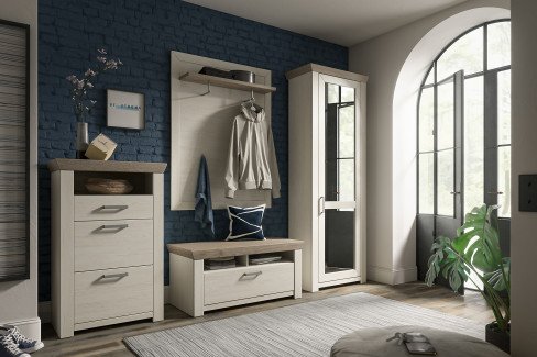 set one by Musterring York-foyer