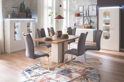 Entdecken Sie MCA Young Cali MCA Young Cali