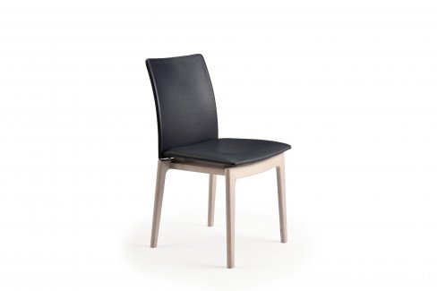 Entdecken Sie Skovby Møbelfabrik #63 Dining Chair Skovby Møbelfabrik #63 Dining Chair