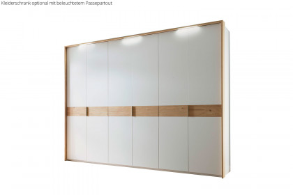 Multiline von SCHÖNER WOHNEN - Kleiderschrank weiß mit Bauchbinde in Balkeneiche Furnier