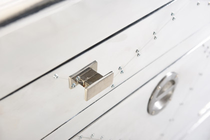 Airman von SIT Möbel - Garderobe in Alu mit Zierschrauben
