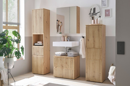 Austin-Care von BEGA - Badezimmer in Artisan Oak