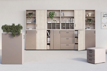 K40 von Nowy Styl - Büromöbelset truffle grey/ acacia light