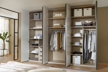 Skat von Rauch Orange - Schrank Meridian grau mit Zubehör-Paket