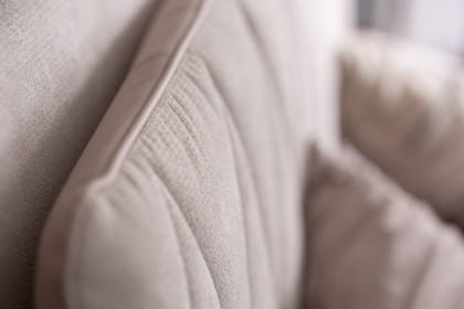 Decuro von ADA Mindful Living - Polsterbett light-ivory