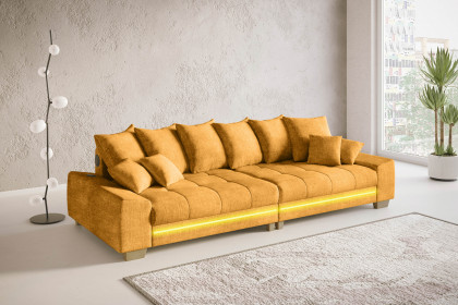 Nikita II von Nova Via - Polstersofa curry