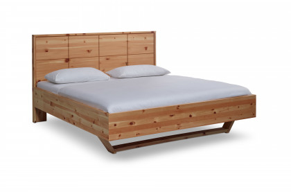Lugano-sleeping von Schösswender - Schlafzimmer Zirbe - Mattglas weiß
