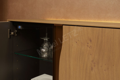 Vinci von LEONARDO Living - Sideboard Asteiche mit Designfüßen