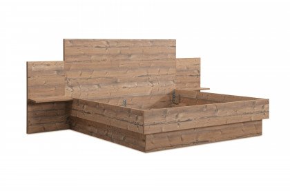 Meran von Schösswender - Doppelbett mit Nachttischen Altfichte