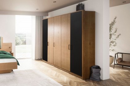 Meran von Schösswender - Schlaf-/ Hotelzimmer Wildeiche - schwarz