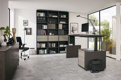 Kara-Frame von Musterring - höhenverstellbarer Schreibtisch in Eiche graphit