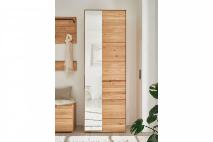 KM-0663 von GK Möbelvertrieb - Garderobenschrank in Wildeiche massiv und geölt