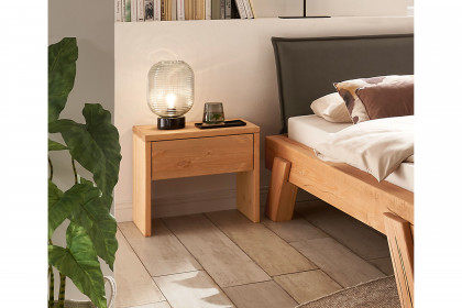 BE-0880 von GK Möbelvertrieb - Balkenbett Kiefernholz mit grauem Kopfteilpolster