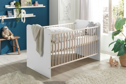 Prizzi von POL Power - weißes Babybett mit höhenverstellbarem Lattenrahmen