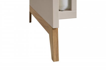 Stiene von Paidi - Babyzimmer mit Schiebetürenschrank beige - Eiche massiv