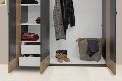 cadre.plus von Röhr-Bush - 3-türiger Schrank dunkelgrau - Votan Eiche - Spiegel