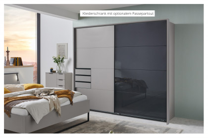 Tilburg von Wimex - Schwebetürenschrank ca. 225 cm breit sahara/ Glas