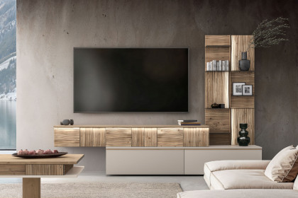 V/lacera living von Voglauer - Wohnwand in Taupe und geölter Wildeiche