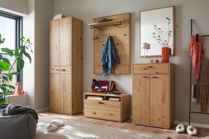 Binz von MCA - Garderobe in Ast & Balkeneiche