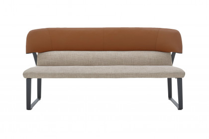 Eana von Hartmann - Polsterbank in Cognac & Sand