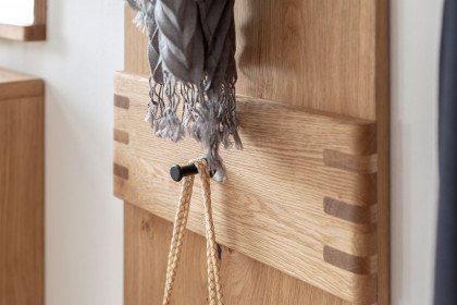 Lopez von MCA - Garderobe in Ast & Balkeneiche