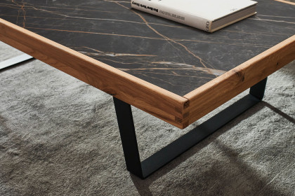 WM 2520 von Wöstmann - Couchtisch Wildeiche mit Keramik