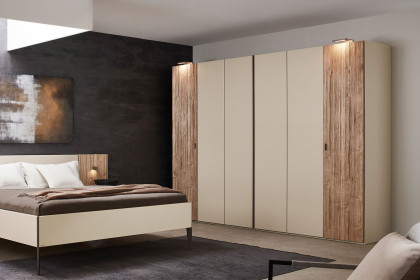 Plan von Thielemeyer - Schlafzimmer-Einrichtung champagner - Spaltholz