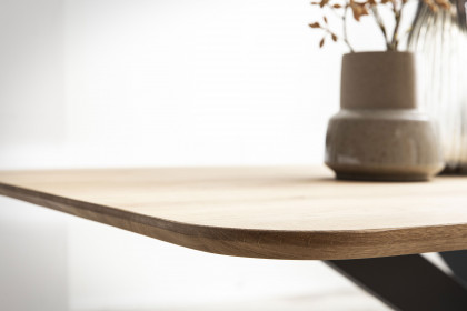 Mark-dining von Elfo Möbel - Esstisch mit Schweizer Kante