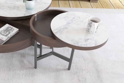 Kingston von Akante - Beistelltisch mit Nussbaumfurnier & Keramiktischplatte