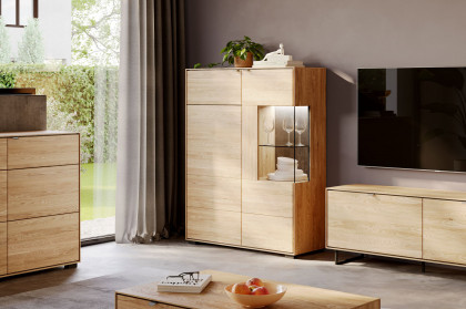 Rosa von Elfo Möbel - Highboard 3703 inklusive Beleuchtung Eiche