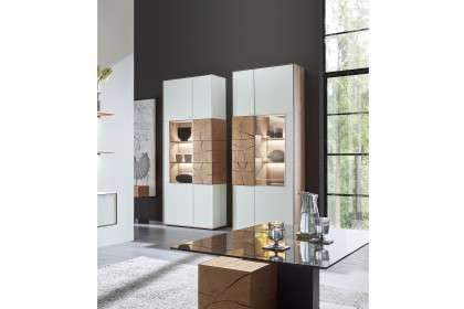 Caya von Hartmann - Vitrine 0085 W Kerneiche gebürstet/ weiß