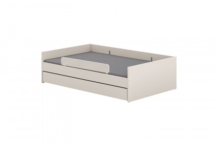 Sister Lou von YUNY by Paidi - schmaler Schrank und Bett mit Absturzsicherung