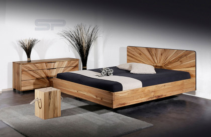 Soleil-sleeping von Sprenger Möbel - Doppelbett mit Sonnenmotiv Sumpfeiche geölt