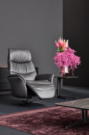 4050 von Himolla - Trapezsofa flieder