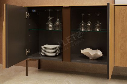 Vinci von LEONARDO Living - Sideboard in Asteiche mit Designfüßen in Bronze