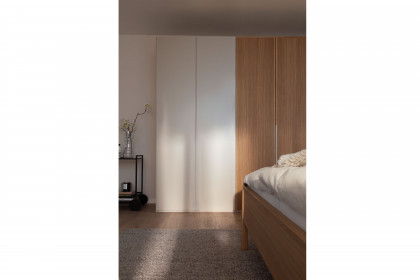 Arola von Schöner Wohnen - Schrank und Bett champagner - Eiche