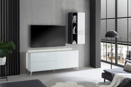 Colors von Mäusbacher - Wohnwand mit Glas in Weiß und weißen Metallfüßen