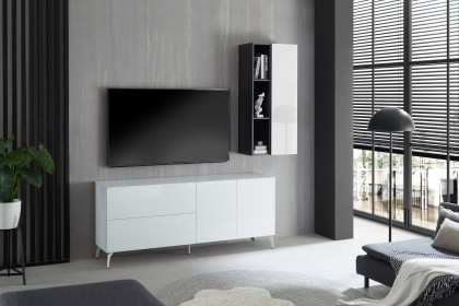 Colors von Mäusbacher - Wohnwand mit Glas in Weiß und weißen Metallfüßen