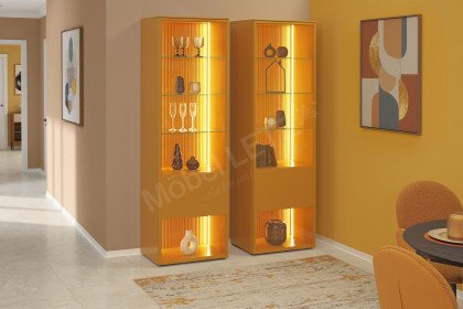 Amaya von SCHÖNER WOHNEN - Vitrinenset in Curry mit Rillenstruktur