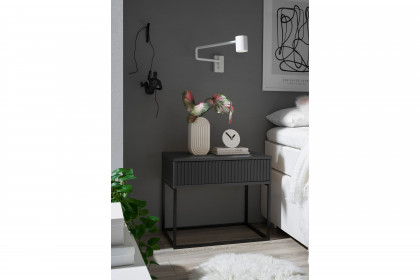 Marle von POL Power - Nachttisch mit 1 Schubkasten Rillenstruktur