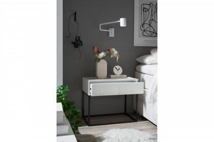 Marle von POL Power - weißer Nachtschrank mit Schublade & schwarzem Gestell