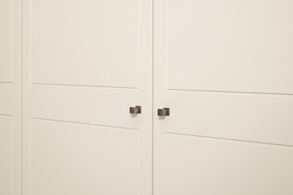 Longline von JUTZLER - Kleiderschrank im Landhaus-Stil Chalet kaschmir matt