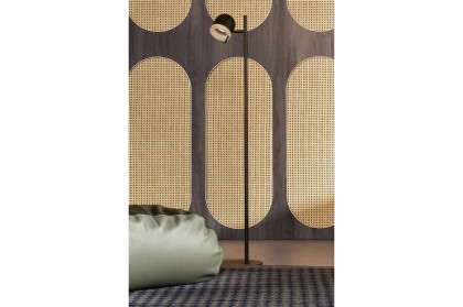 Pom von Pode - Stehlampe aus Stahl, pulverbeschichtet in Charcoal