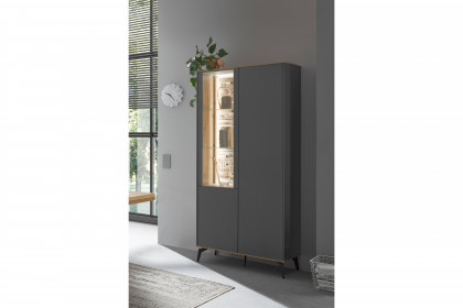 Como von Mäusbacher - Vitrine in Anthrazit/ Asteiche mit Metallfüßen
