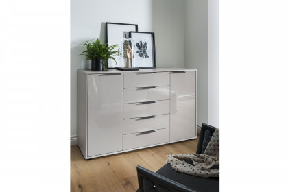 Parma von Wiemann - Kommode kieselgrau mit Glasfront